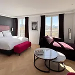 Hotel Eiffel Yard Paříž