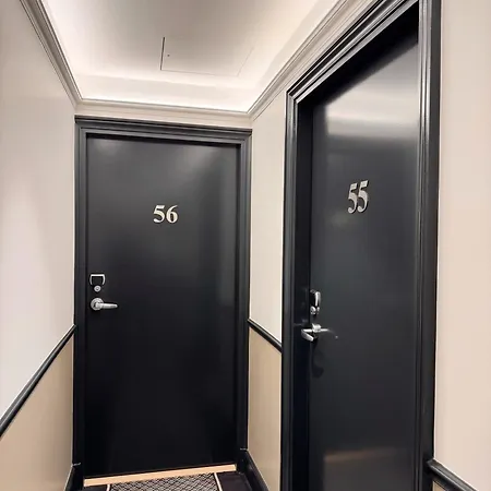 Hotel Eiffel Yard *