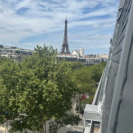 Hotel Eiffel Yard Parijs